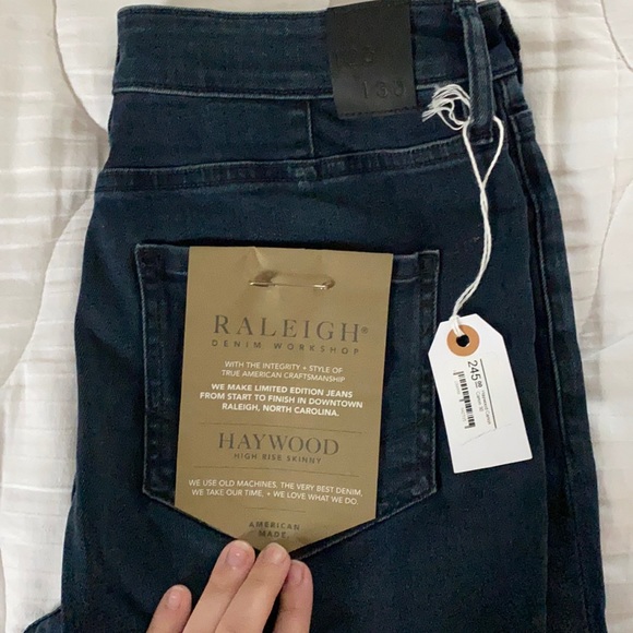 Women’s Raleigh Denim - Picture 1 of 2